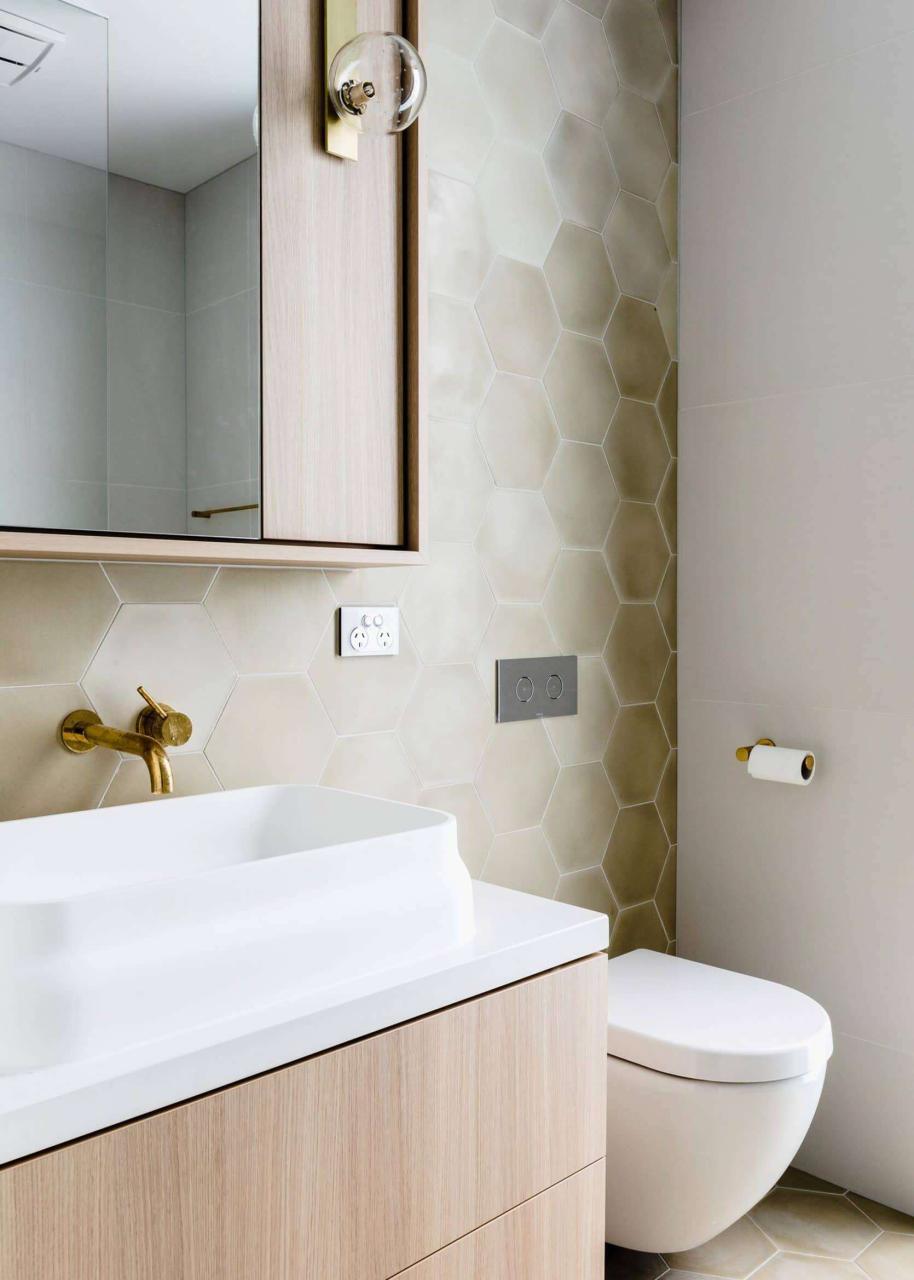 Emily Henderson bathroom trends 2019