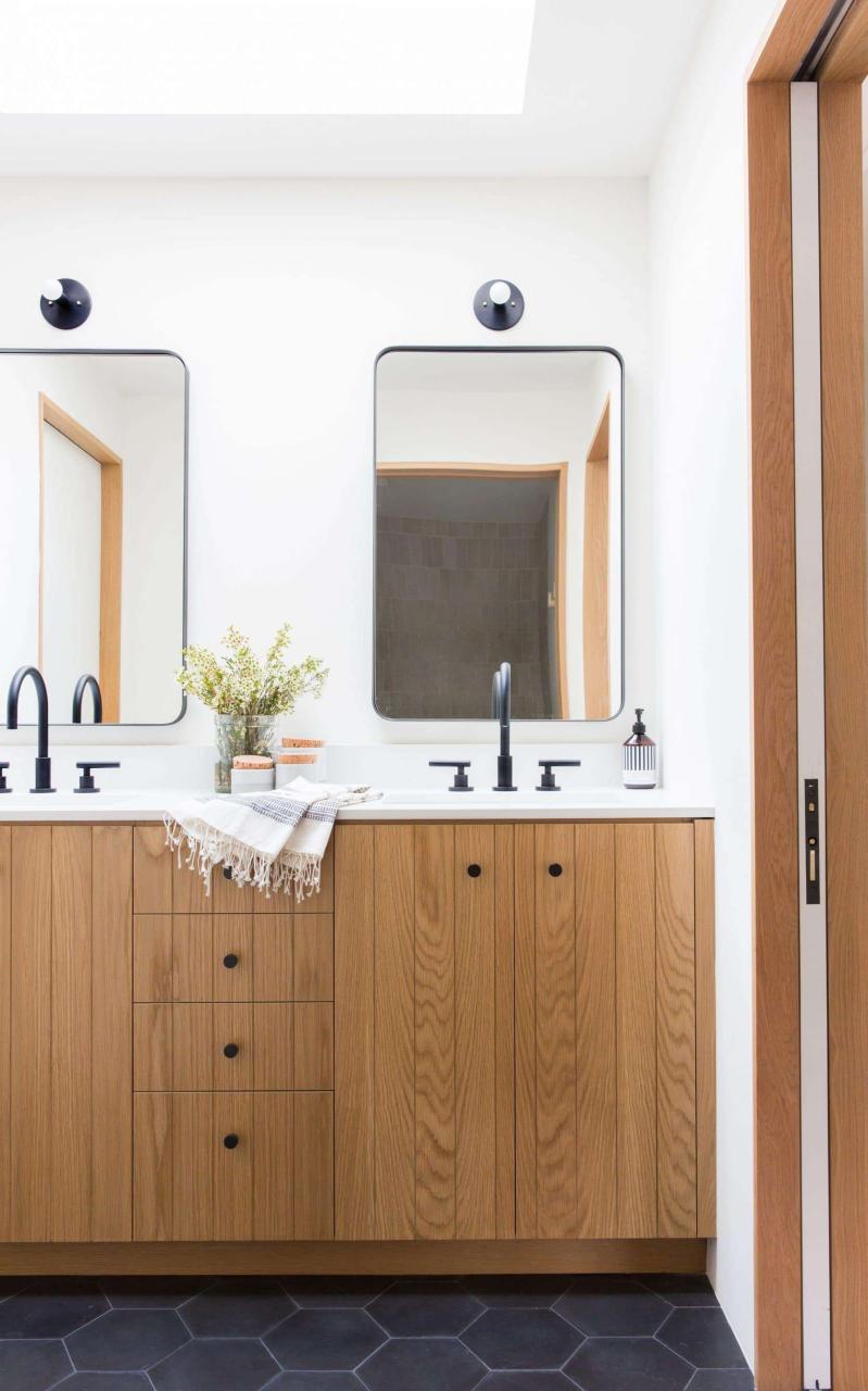 Emily Henderson bathroom trends 2019